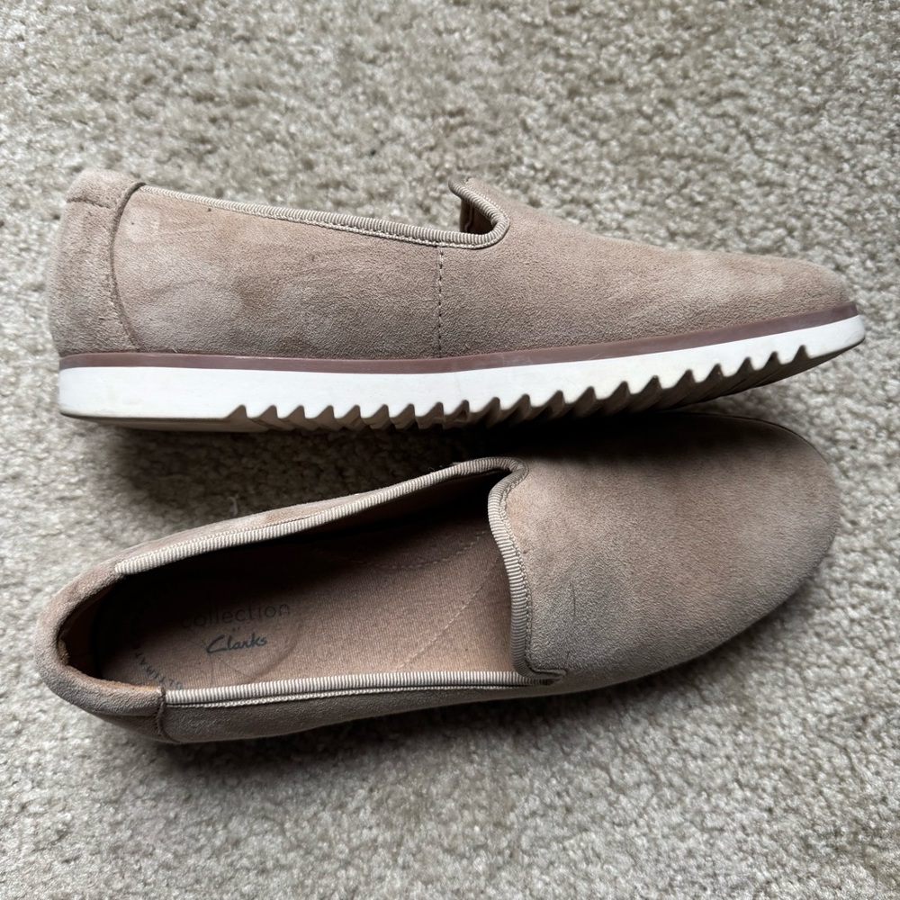 Clarks Ultimate Comfort Suede Loafers, Size 6.5